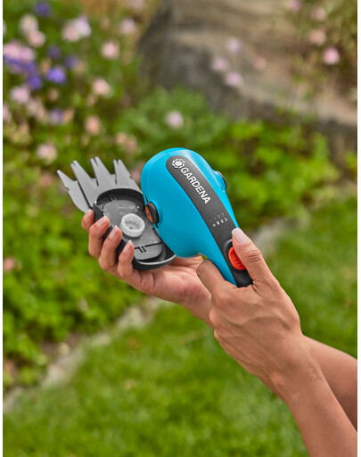 GARDENA Cisailles sans fil pour tailler les bordures de pelouse et couper les arbustes ClassicCut Li