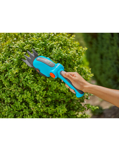 GARDENA Cisailles à gazon sans fil pour tailler les bordures ComfortCut Li