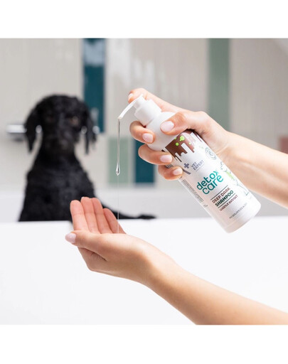 VET EXPERT Detox Care Deep Dark Shampooing Chiens, chats 250 ml