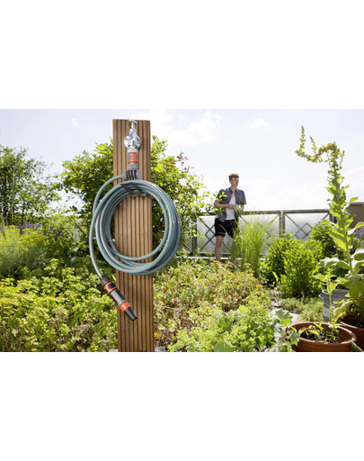 GARDENA Tuyau spiralé de jardinage de ville 7.5 m - set avec arroseur droit